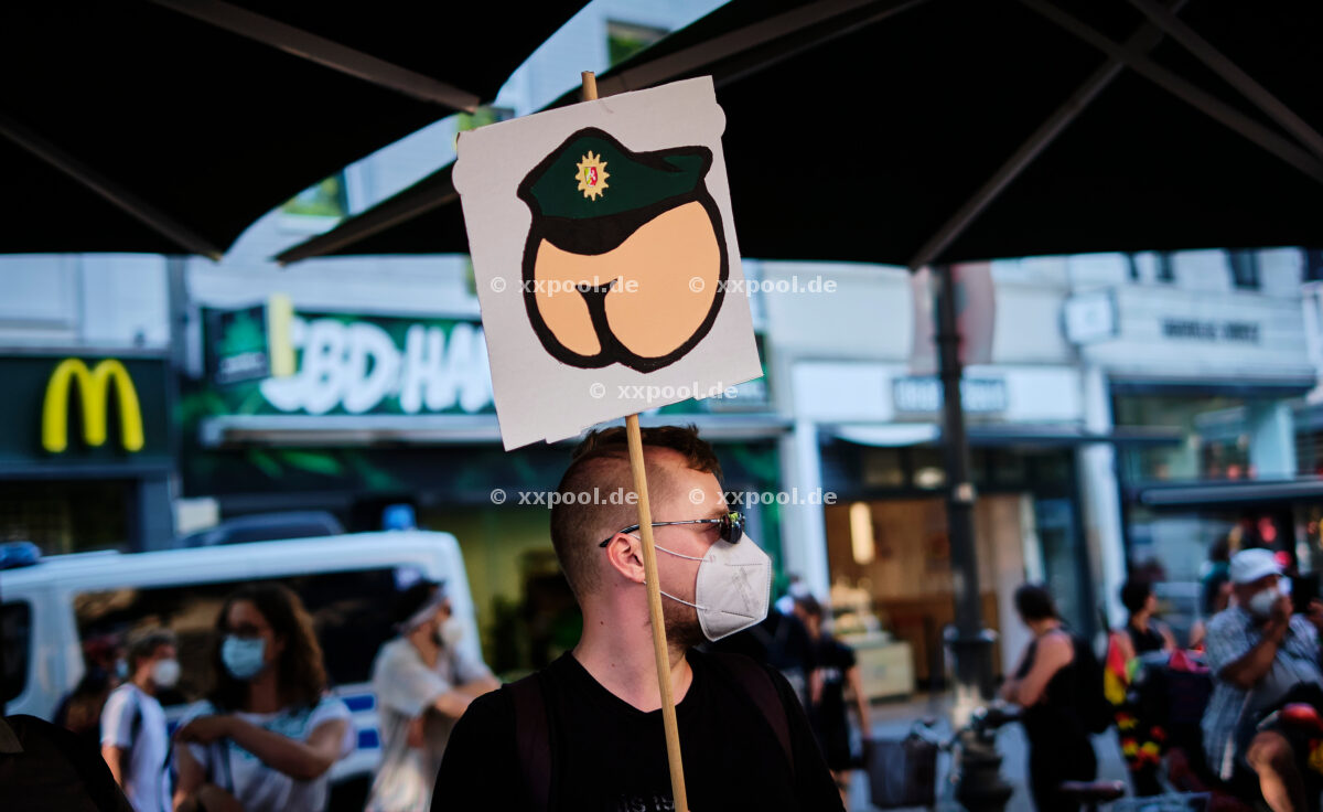 Proteste gegen Polizeigewalt und neues Versammlungsgesetz