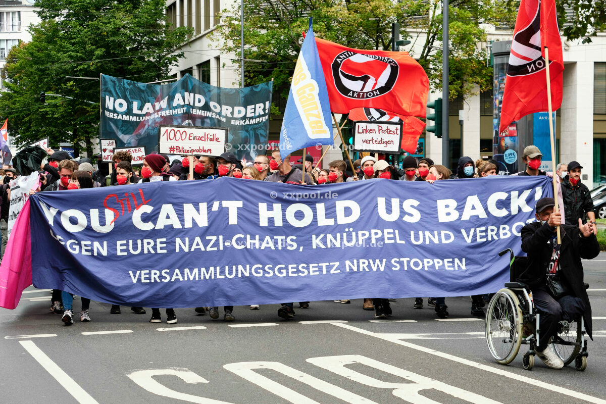 Düsseldorf - Demo gegen Versammlungsgesetz