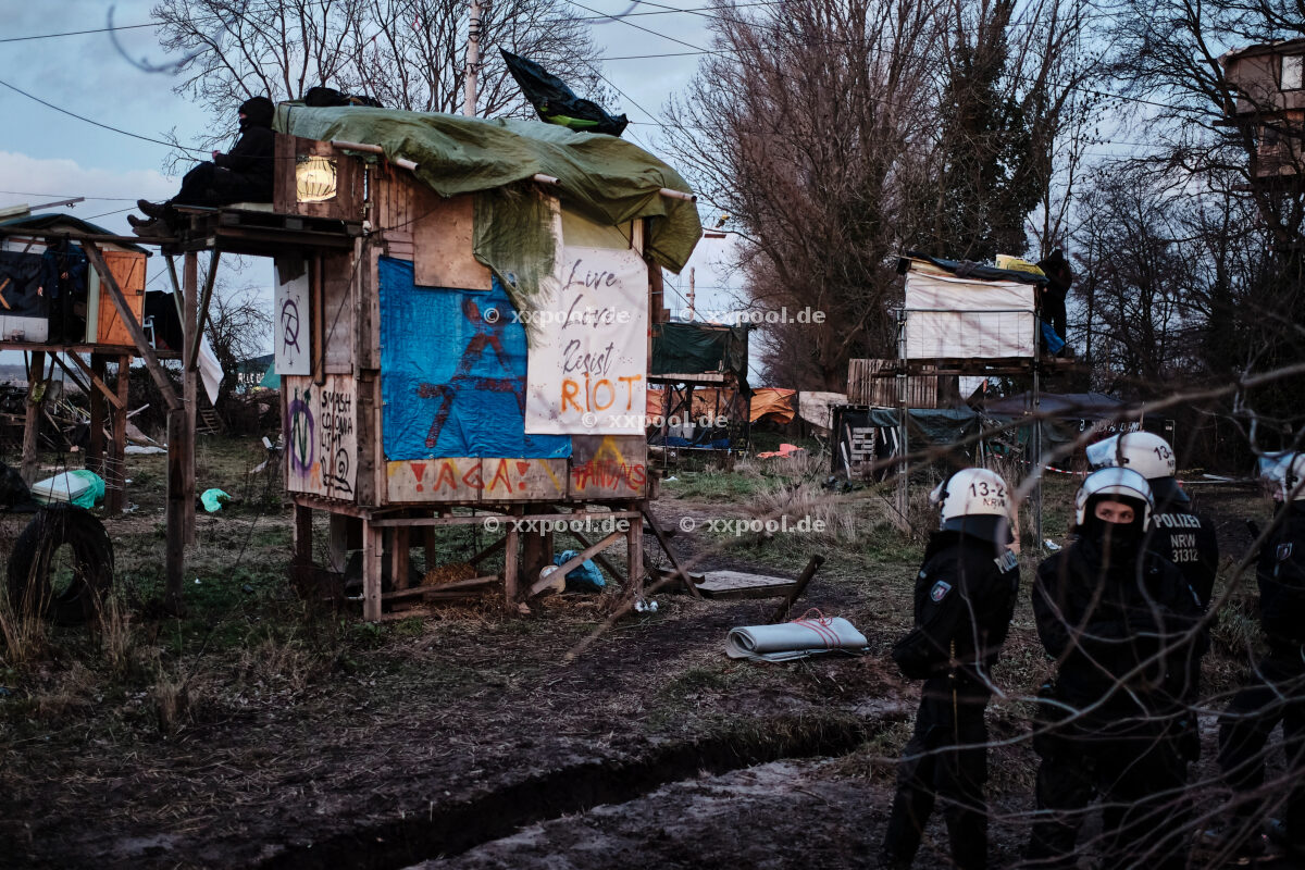 Braunkohle - Räumung des Dorfes Lützerath