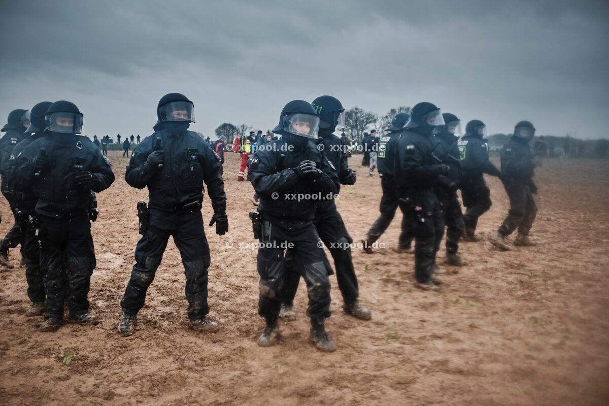 Lützerath - Zehntausende protestieren gegen Braunkohle