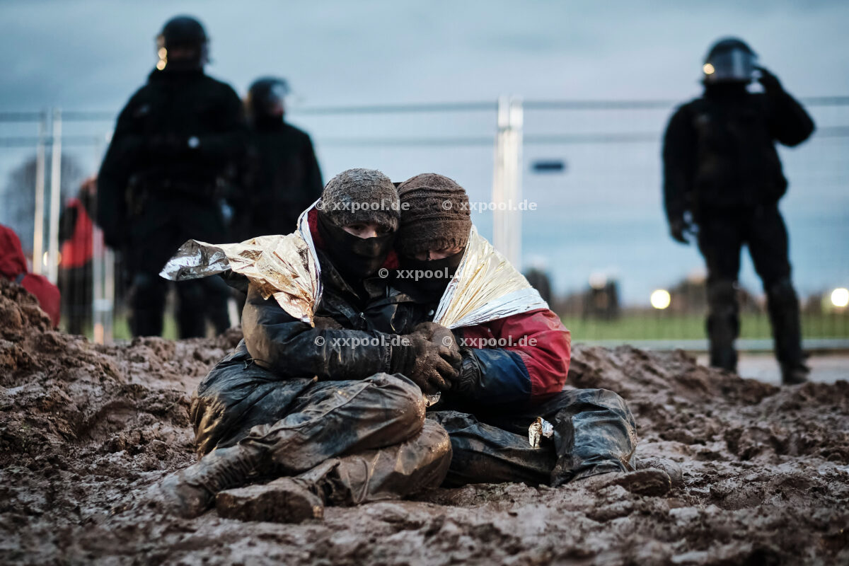 Lützerath - Zehntausende protestieren gegen Braunkohle