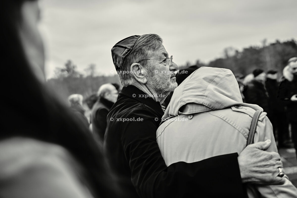 Gedenkfeier im ehemaligen KZ Bergen Belsen