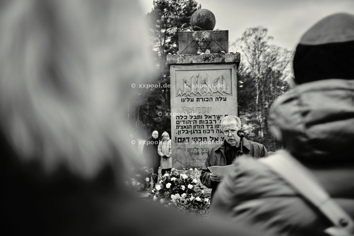 Gedenkfeier im ehemaligen KZ Bergen Belsen