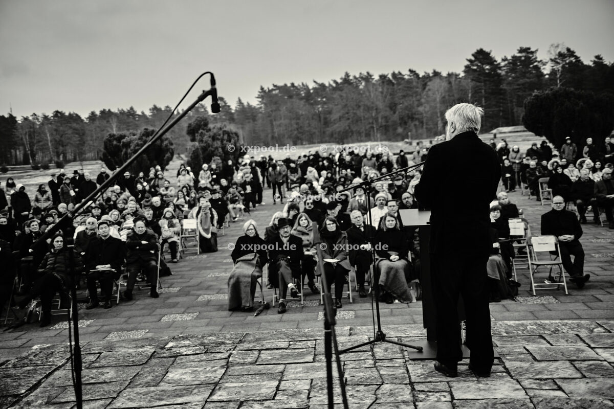 Gedenkfeier im ehemaligen KZ Bergen Belsen